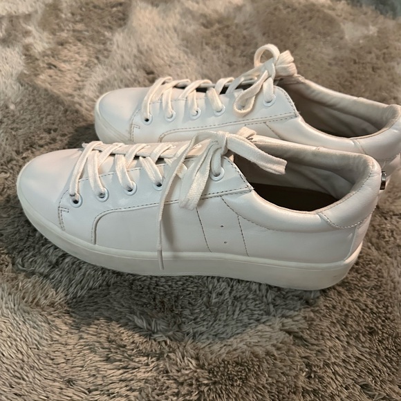 Steve Madden sneakers - Picture 3 of 10